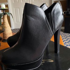 New Black Ankle Boots